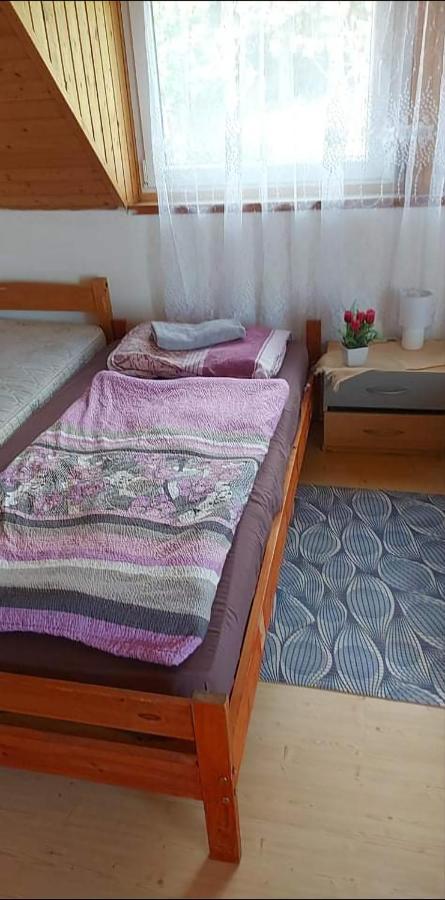 Отель Badacsonyi Pihenes Privat Berlemeny Бадачоньтомай Экстерьер фото
