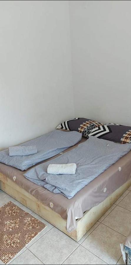 Отель Badacsonyi Pihenes Privat Berlemeny Бадачоньтомай Экстерьер фото